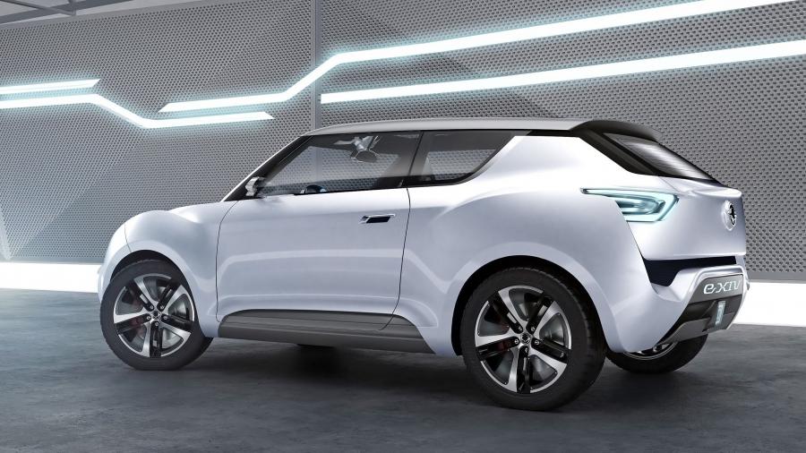  SsangYong e-XIV Concept 2012 года  (фото 9 из 24)